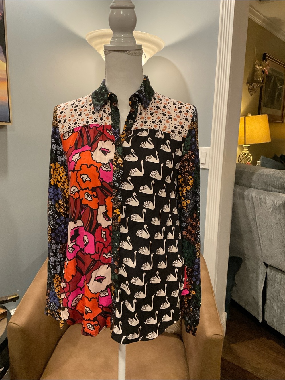 Anthropologie Maeve The Paz Abstract Blouse Sz XS MSRP $118 - Picture 2 of 9